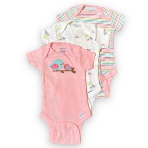 GERBER Bird Stripe Print Onesies Lot of 3‎ NB Newborn